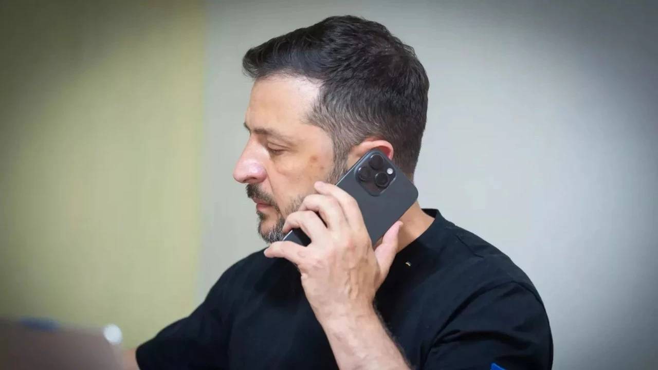 kazakistan cumhurbaskani tokayev ile zelenski telefonda gorustu FtChrcuN