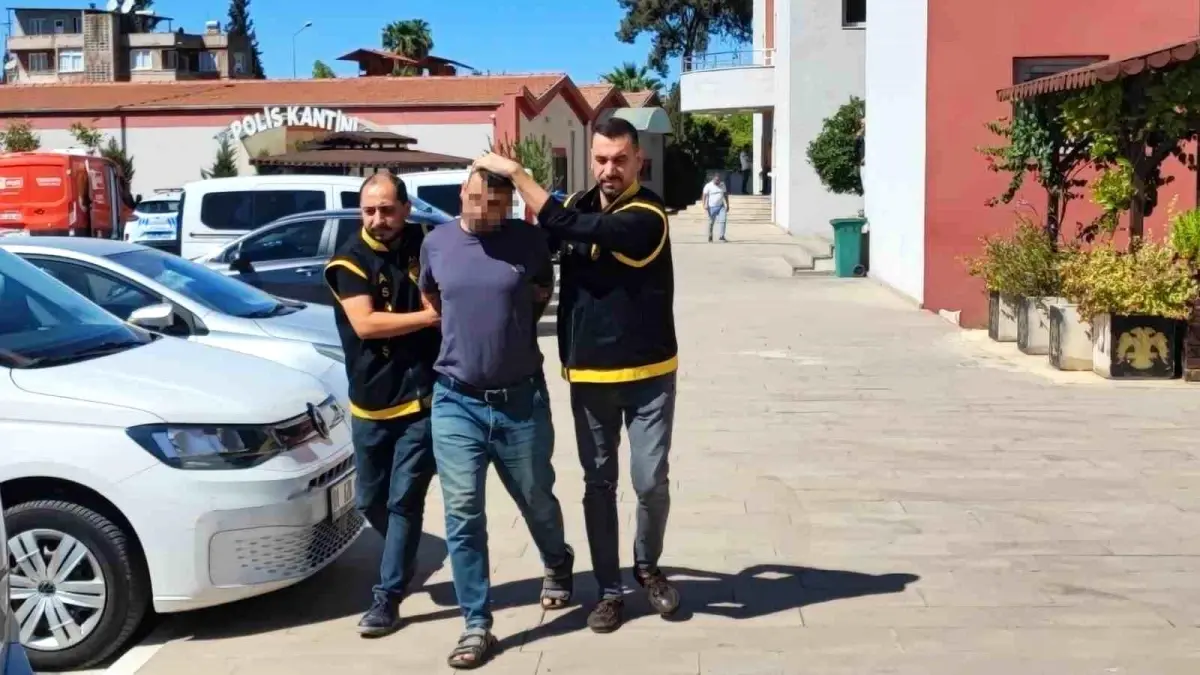 Adana’da Araç Parkı Kavgası: Baba Öldü, Kız Yaralandı