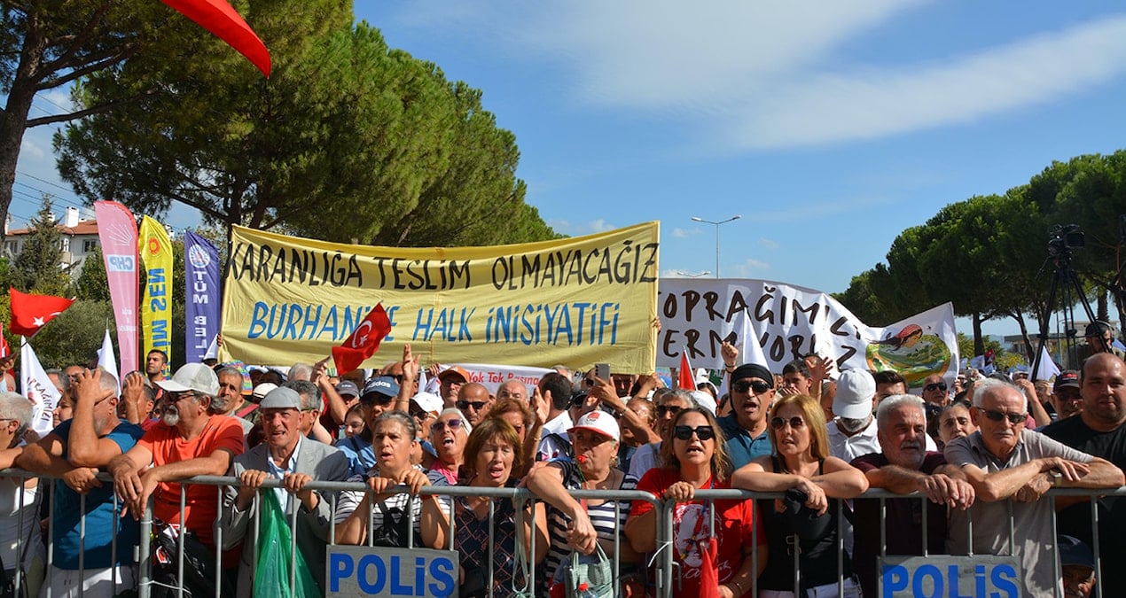 topragimizi vermiyoruz 674Kw94n