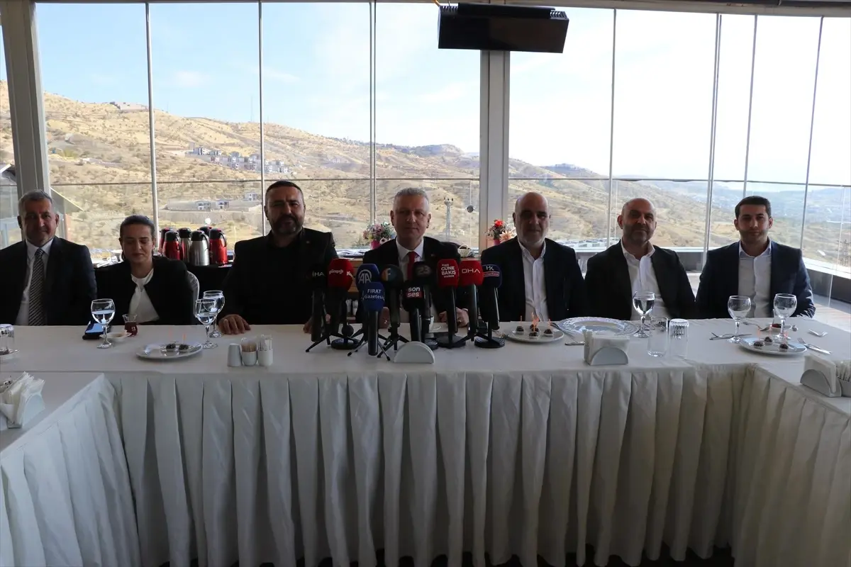 Oktay Saral’dan Gazeteciler Günü Mesajı