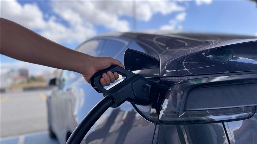 Tüketiciler Birliğinden “elektrikli araç poliçelerindeki menzillere dikkat edin” uyarısı