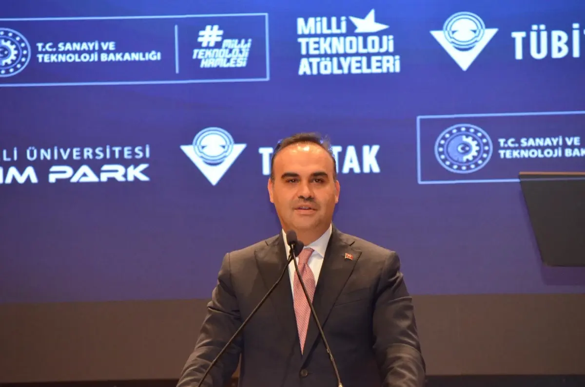 Bakan Kacır: Teknoloji girişimciliğini daha güçlü şekilde destekleyeceğiz