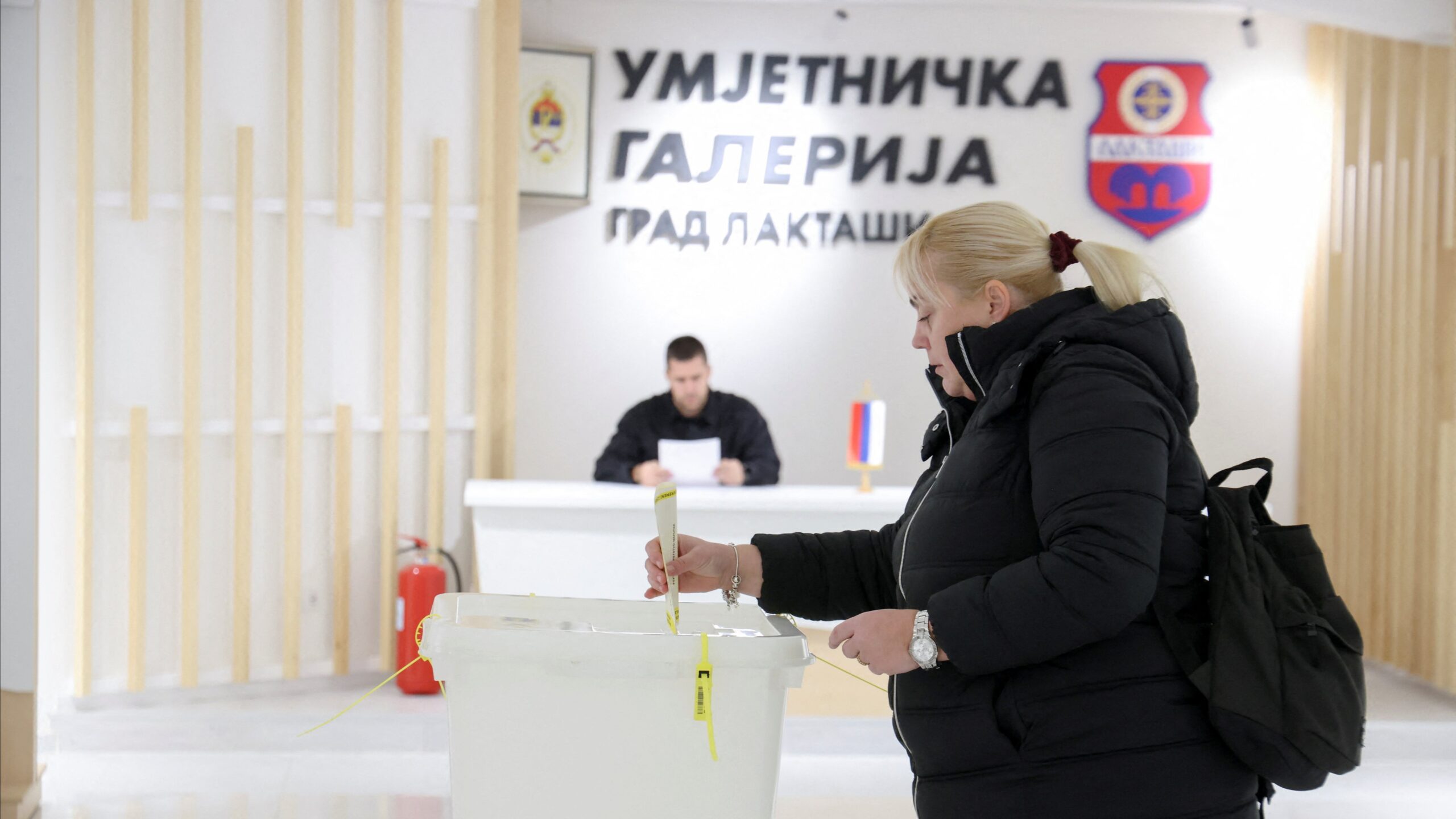 Bosna Hersek’in Sırp entitesinde erken seçim için oy verme işlemi başladı