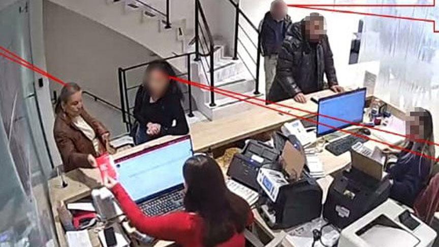 sislide bakimevi skandali doktor ve 3 personelden 79 yasindaki kadina soke eden tuzak yDcMB8Nq.jpg