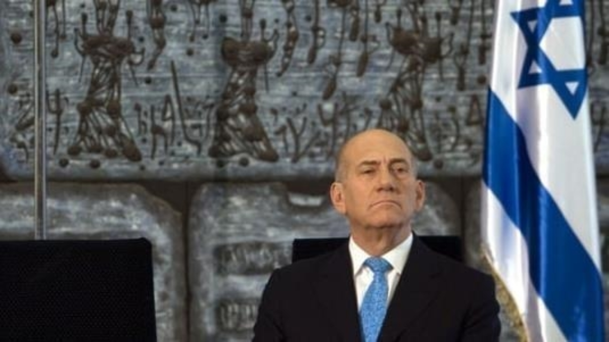 Eski İsrail Başbakanı: Batı Şeria’da savaş suçları işleniyor