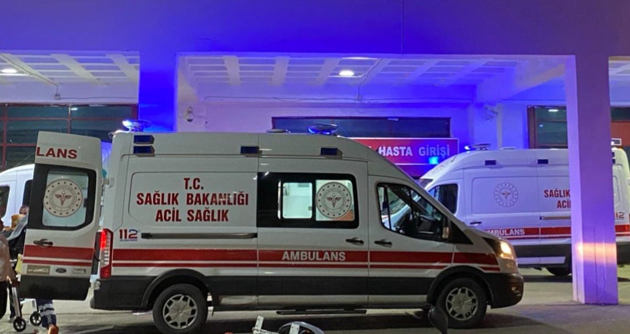 İstanbul-İzmir Otoyolu’nda Yolcu Otobüsü Devrildi, 25 Kişi Yaralandı