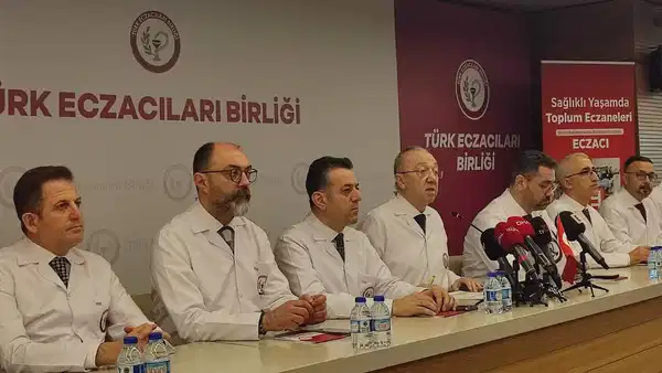 Türk Eczacılar Birliği Başkanı İrfan Demirci: “Ulusal İlaç Sanayisi Gelişmeden Sağlıkta Söz Sahibi Olamayız”
